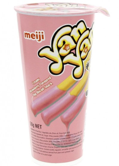 Meiji Yan Yan Creamy strawberry Flavoured Dip Biscuit Snack 50g