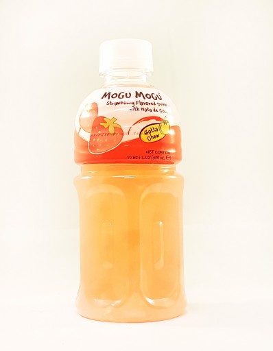 MOGU MOGU Strawberry Flavoured Drink with Nata de Coco 320ml